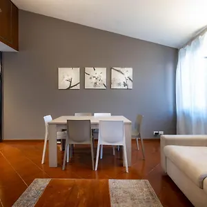 https://casa-perotti-pallone.hotelinveneto.com
