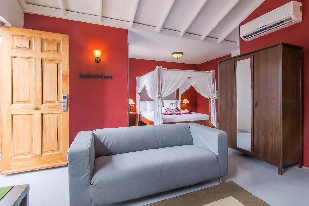 The Ritz Village (Adults Only) Willemstad 3*,